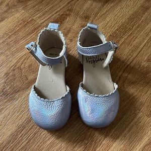 Monkey Feet USA shoe